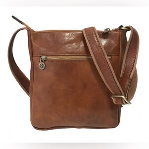 Art Leather-Messenger Bag in genuine Buffered leather Made in Italy.